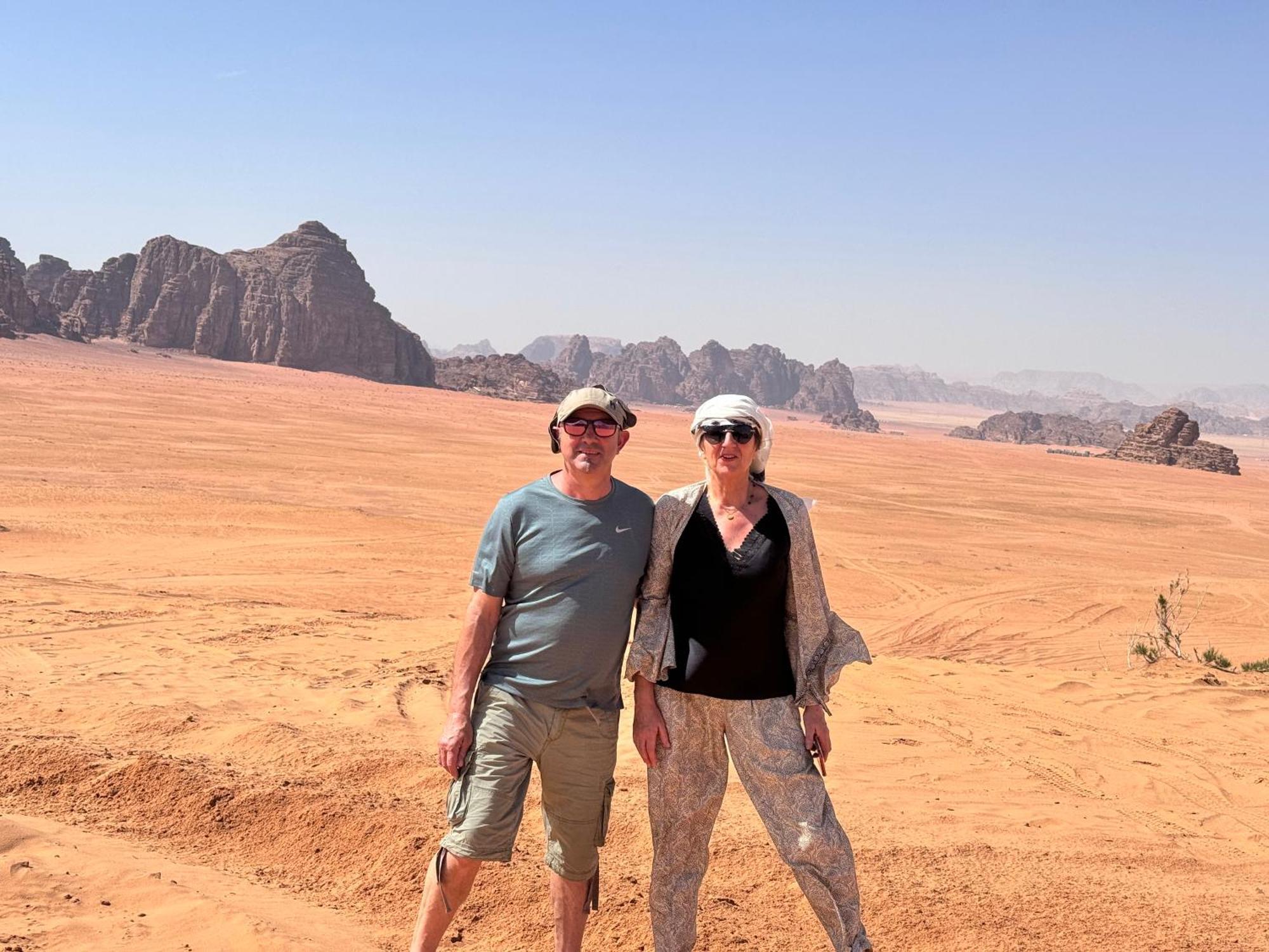 Wadi Rum Sky Camp エクステリア 写真