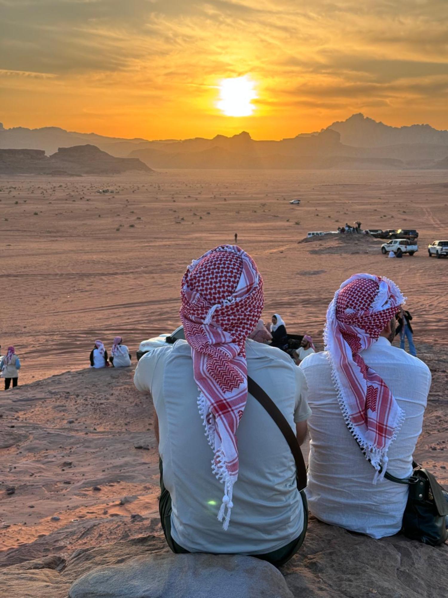 Wadi Rum Sky Camp エクステリア 写真