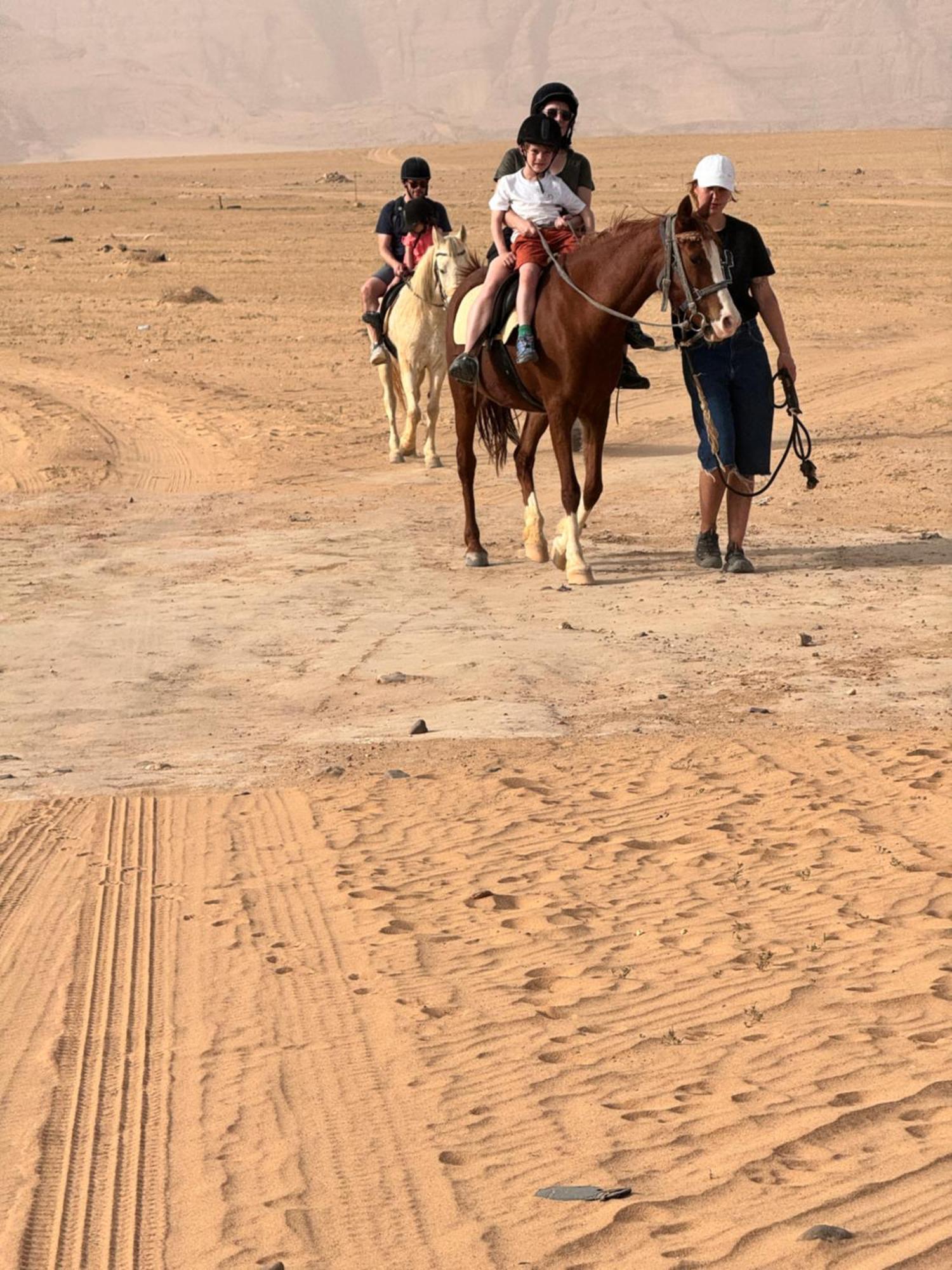 Wadi Rum Sky Camp エクステリア 写真